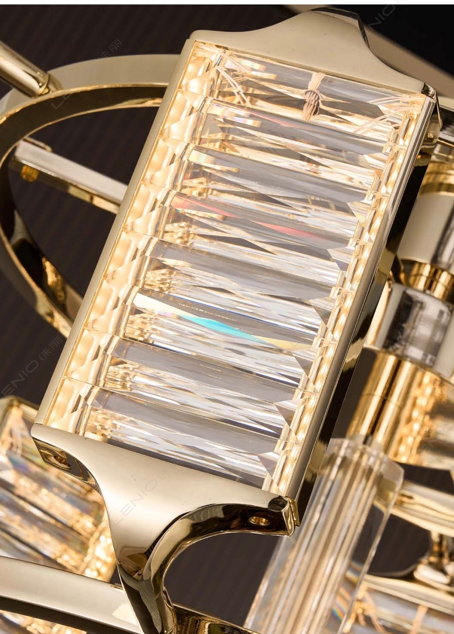 Prismatic crystal detail